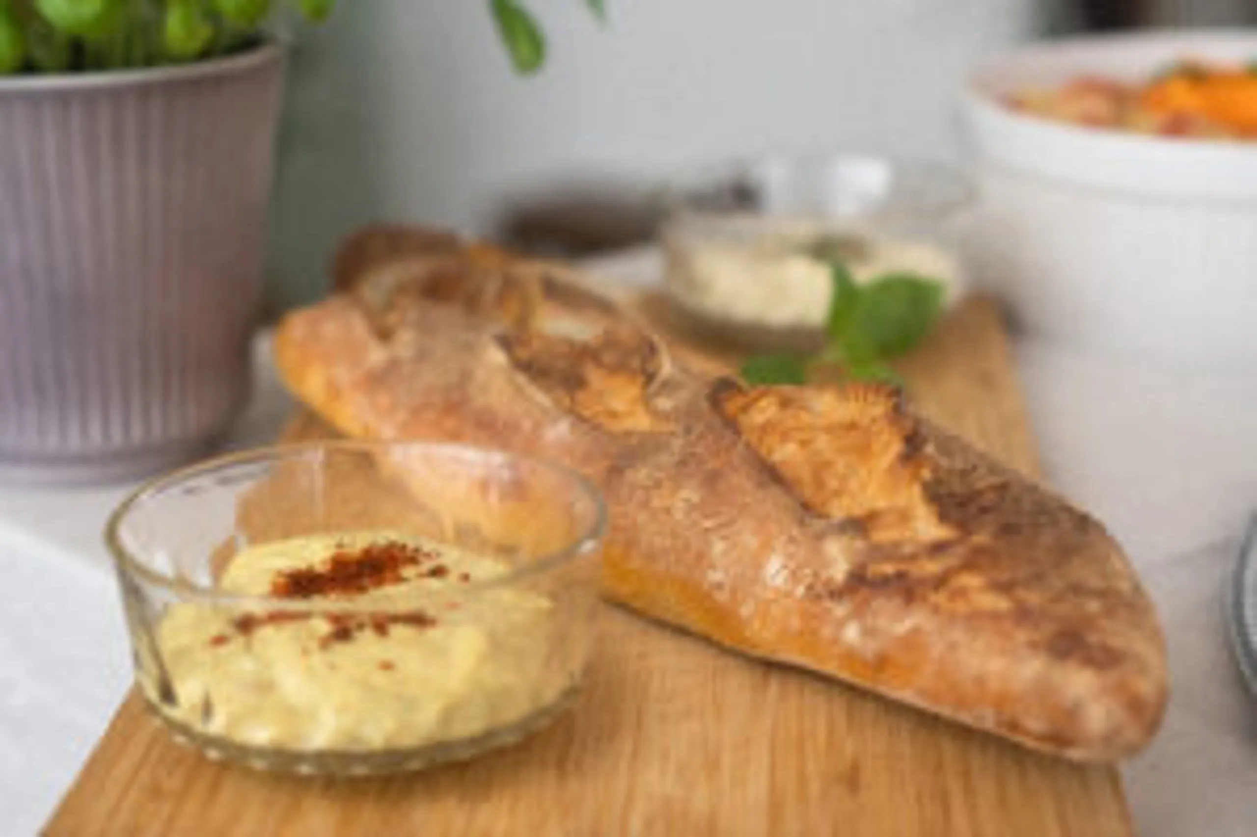 Belegte Brötchen und Dips vom Hempies Catering