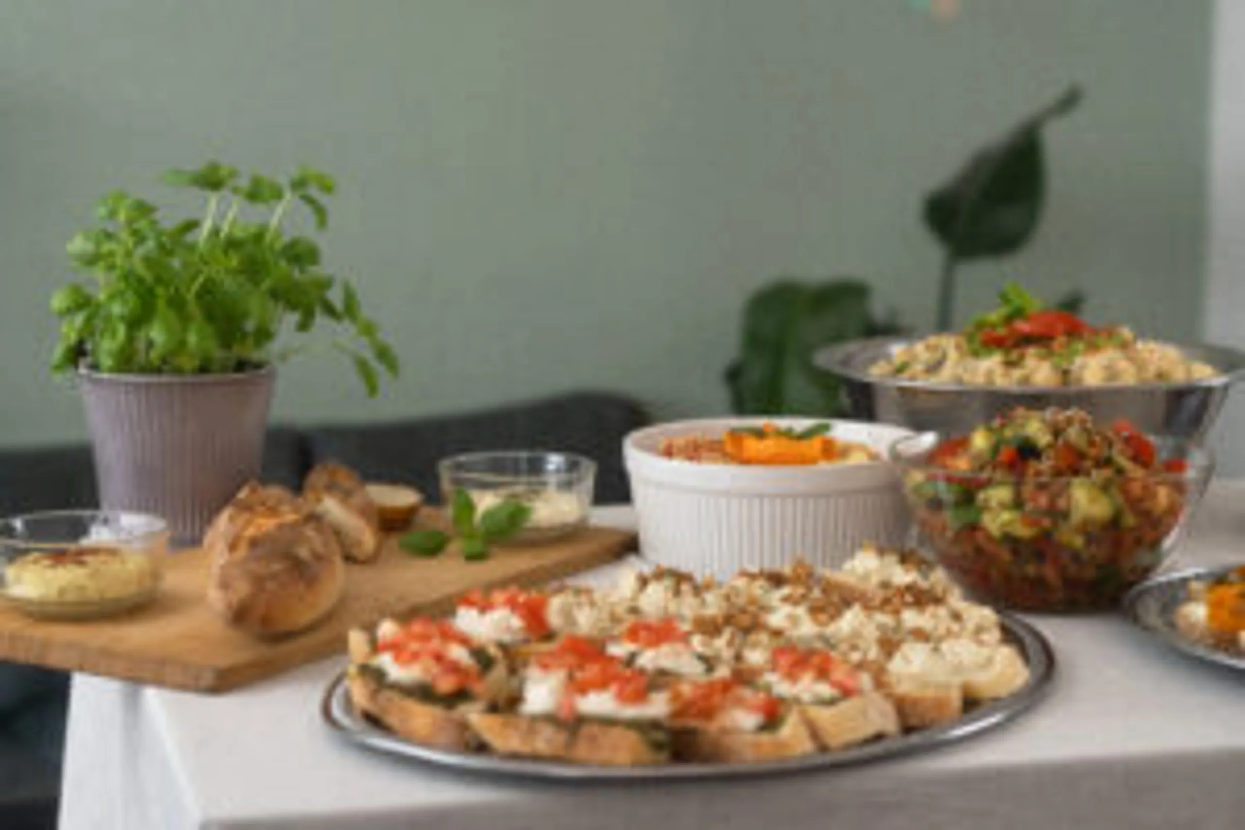 Vegane Salate und Bowls vom Hempies Catering